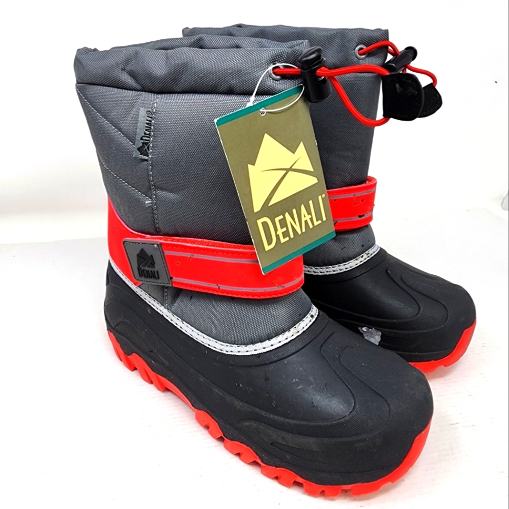 New Denali Snow Boots Black Grey Red Winter‎ Boots NWT Unisex Youth Size 5